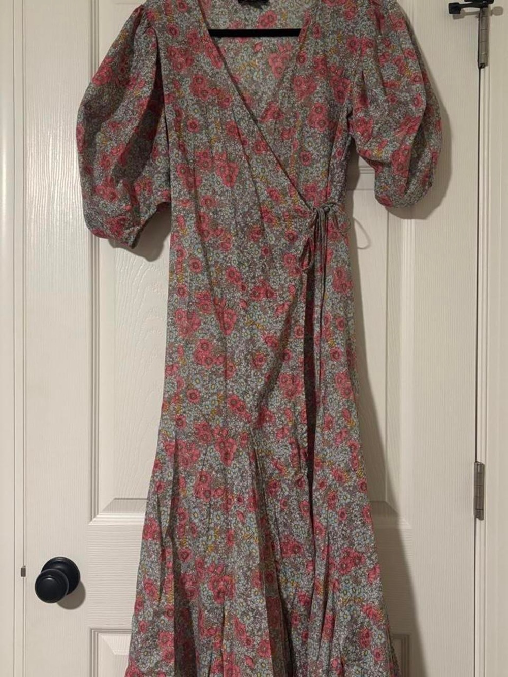 Women's Floral Wrap Midi Dress in Pink